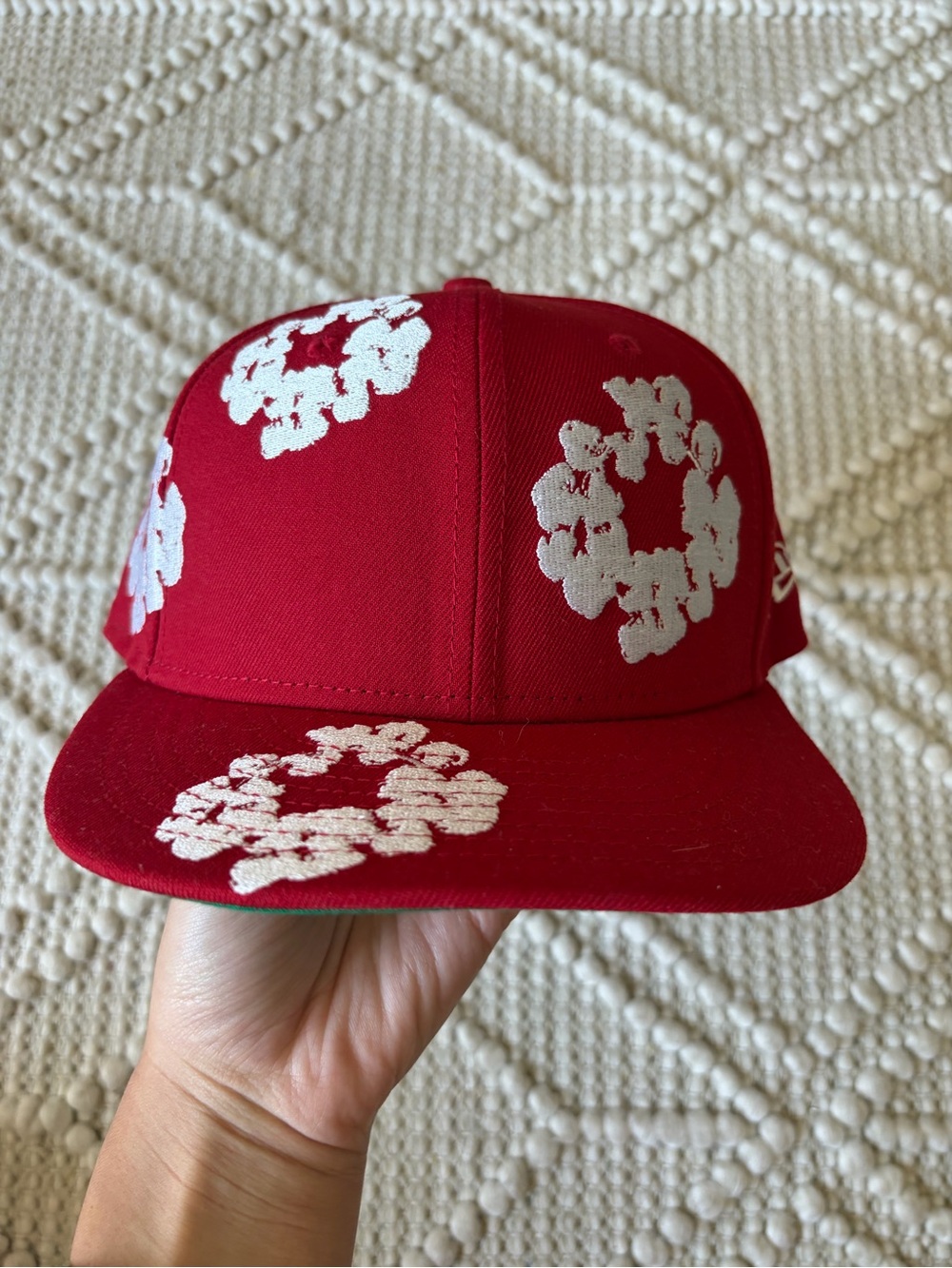 Denim Tears mens hat - Red/White